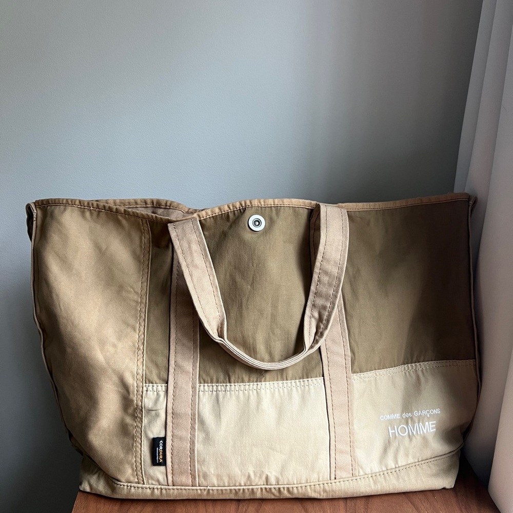Comme des Garcons COMME DES GARÇONS HOMME
Patchwork Commuter Tote Beige